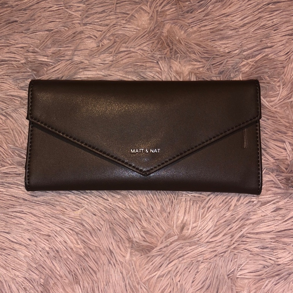 Matt & Nat wallet